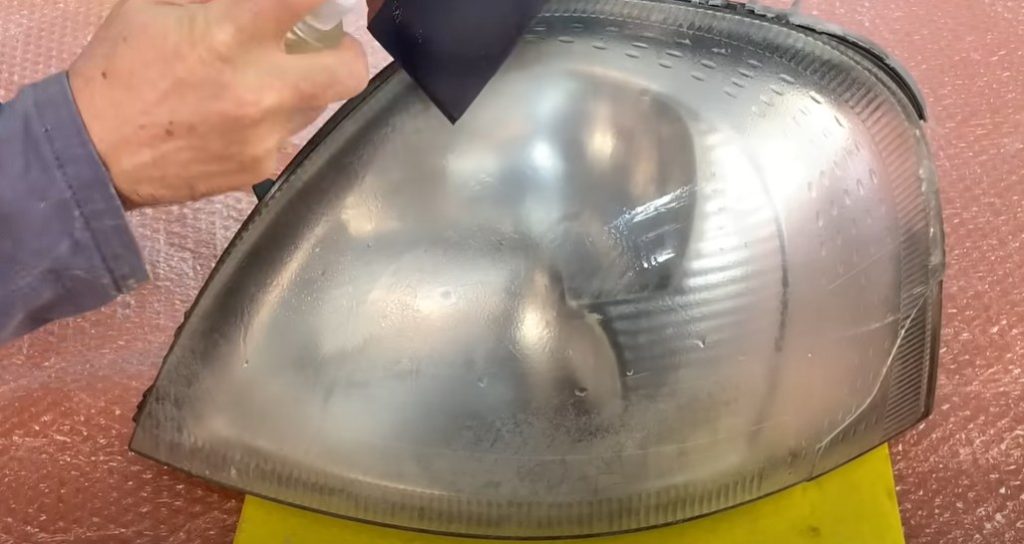How To Properly Clean And Maintain Car Headlights