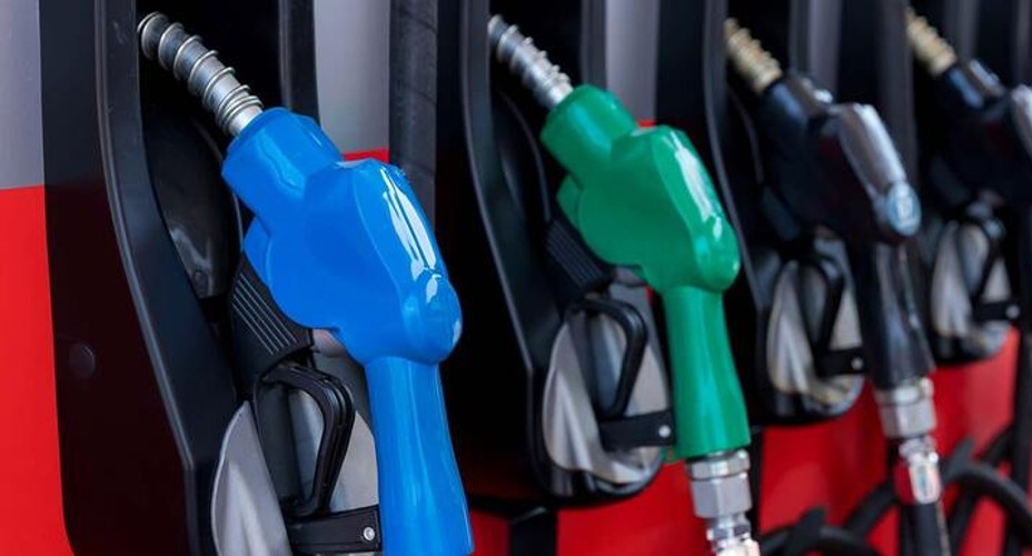 Ini Dia 9 Cara Menghemat Bahan Bakar Mobil Anda | Auto2000 Bagaimana Cara Menghemat Bahan Bakar Saat Berkendara