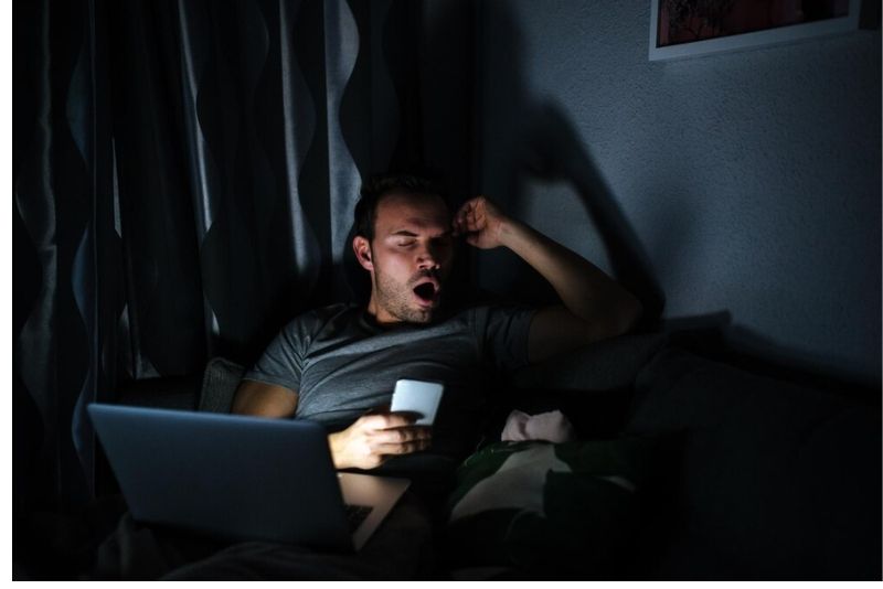 Dampak Buruk Begadang Bagi Kesehatan Tubuh