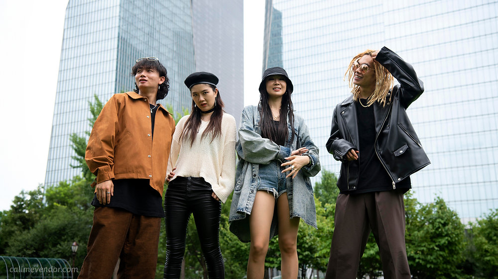 9 Busana Selebritis Terkenal Yang Mendunia - Photo Fimela.com Inspirasi Gaya Busana Dari Selebriti Terkenal