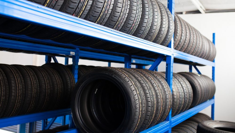 Tips Memilih Ban Mobil yang Tepat untuk Berkendara - HONDA ANUGERAH ... Tips Memilih Ban Mobil Yang Tepat Untuk Perjalanan